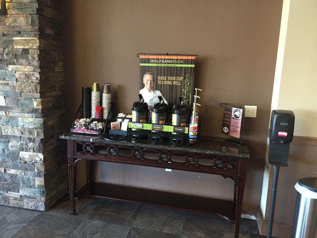Boarders Inn & Suites By Cobblestone Hotels - Grand Island Eksteriør bilde