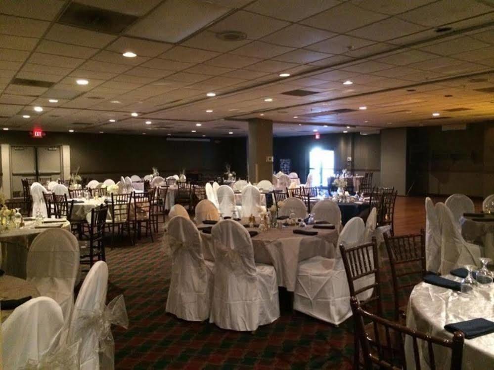Boarders Inn & Suites By Cobblestone Hotels - Grand Island Eksteriør bilde